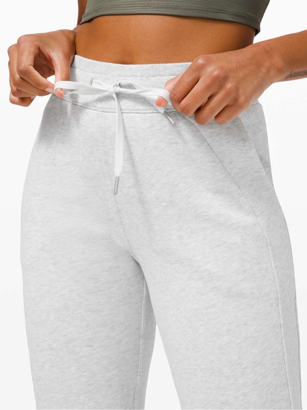 Lululemon Scuba High-Rise Jogger Fleece 28 - Heathered Core Ultra Light Grey - Picture 3 of 9